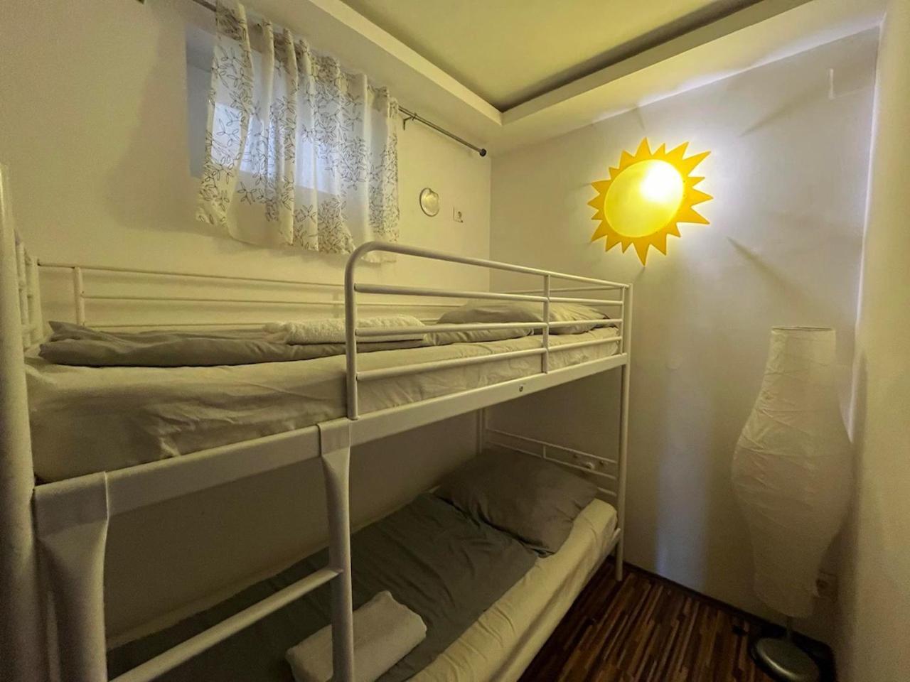 City Apartman ház Balatonlelle Esterno foto