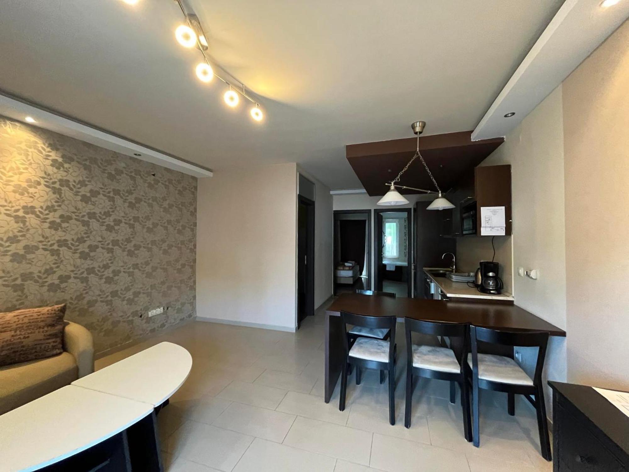 City Apartman ház Balatonlelle Esterno foto